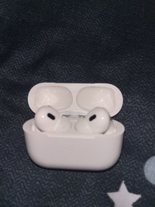 Слушалки Air Pods 4 Pro