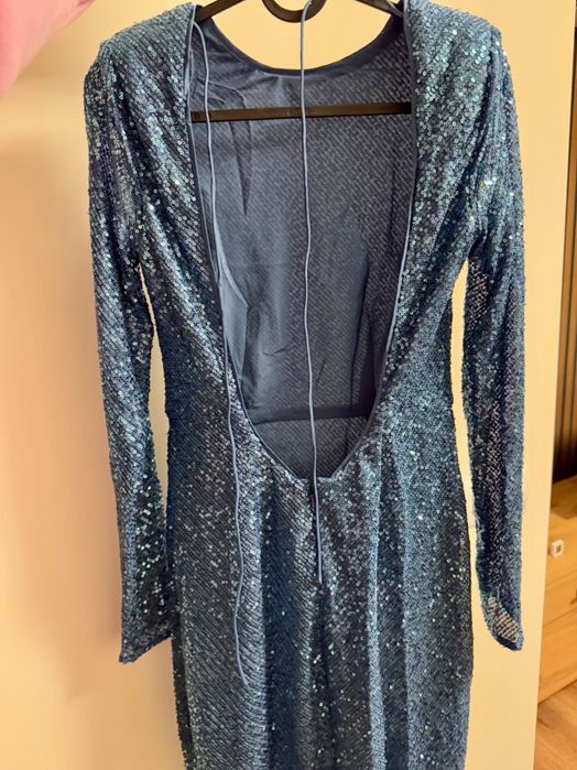 Синя коктейлна рокля