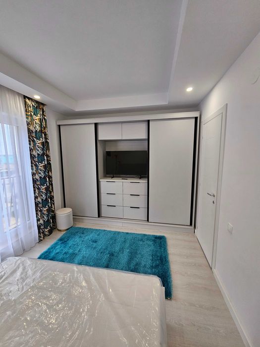 Inchiriez studio Cosmopolis + parcare