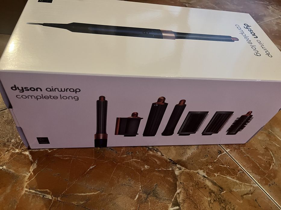 Dyson сешоар без следи от употреба