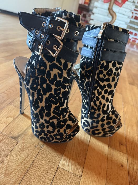 Високи и модерни токчета 36р-р