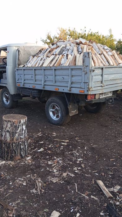 Продам колотые дрова!Машина  Зил 130, Уаз бортовой