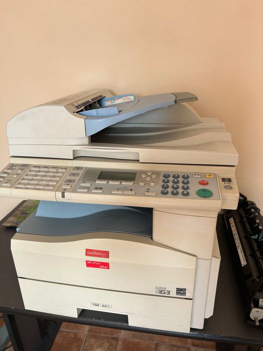 Multifuncțional Ricoh MP171spf!