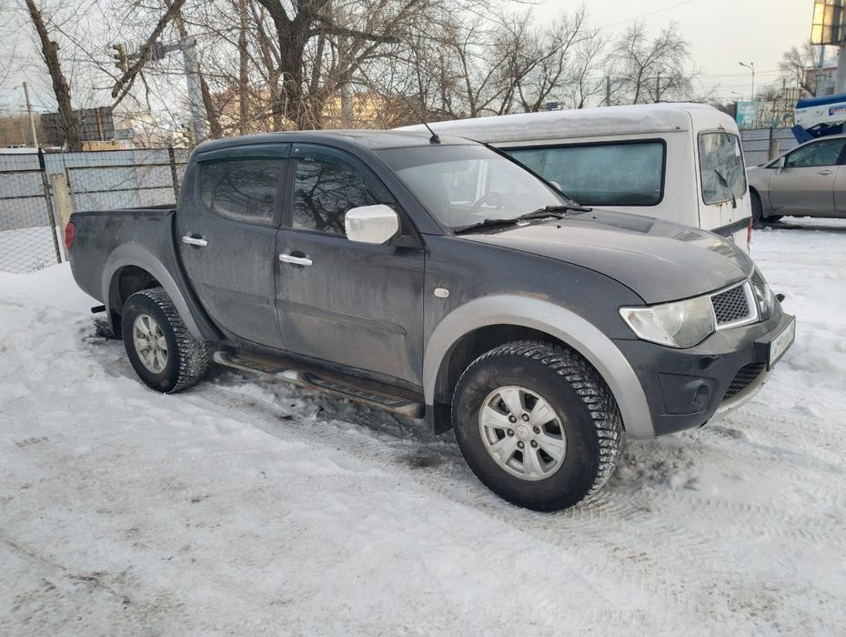 Автомобиль пикап