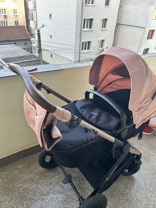 Vand carucior in stare foarte buna