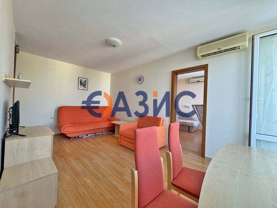 Двустаен апартамент в комплекс Crown Fort Club, 66 кв.м., Свети Влас,