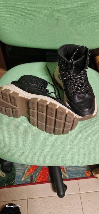 Дамски маратонки !