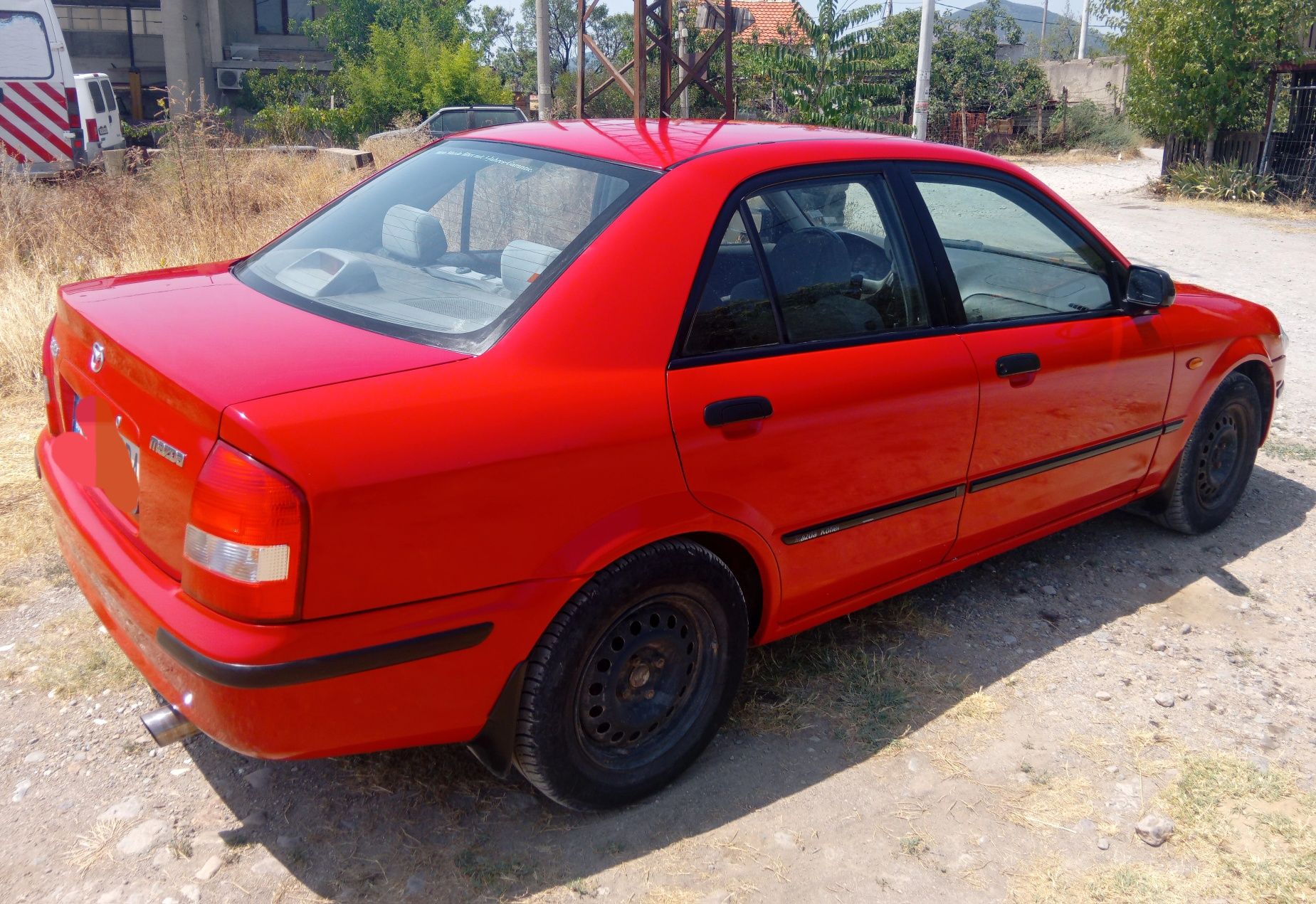 Mazda 323 2000кубика дизел