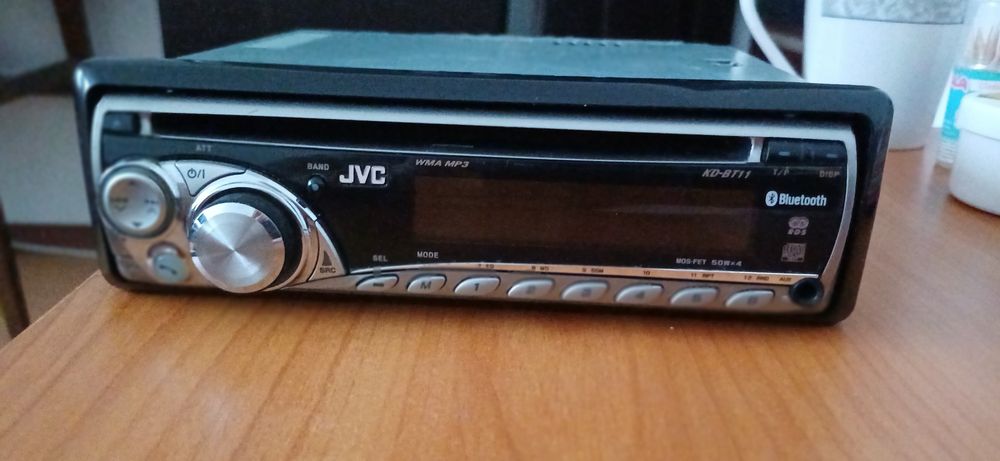 Casetofon JVC cu Bluetooth