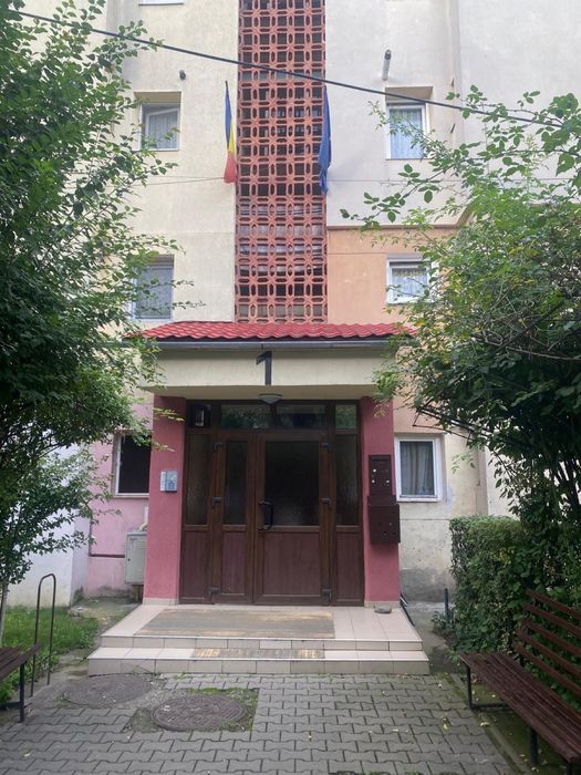 Vand apartament 2 camere, cartier Iernuteni, bloc 1