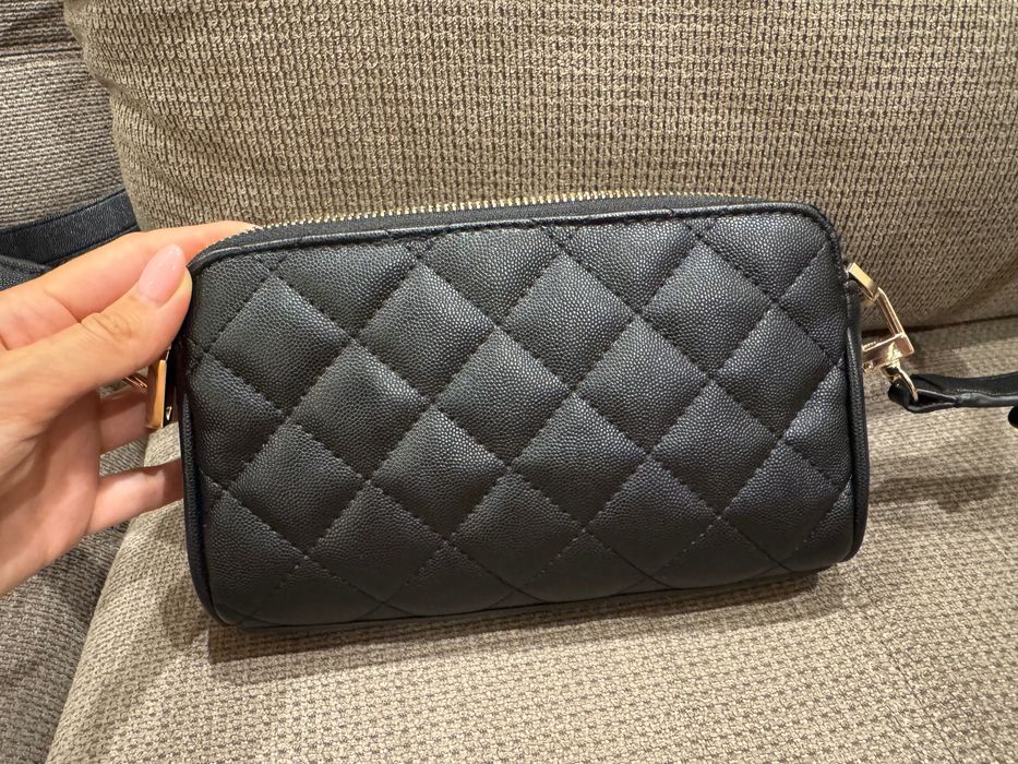 Дамска чанта Guess