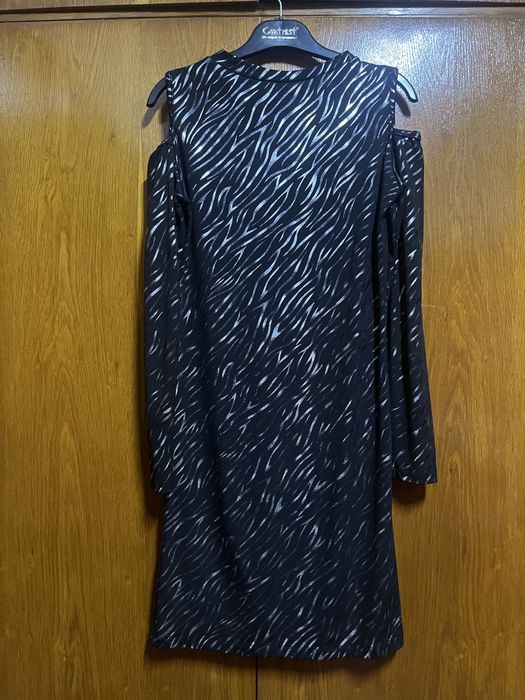 Дискотечна черна рокля С/М размер