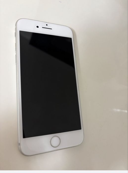 Vand/Schimb iPhone 8