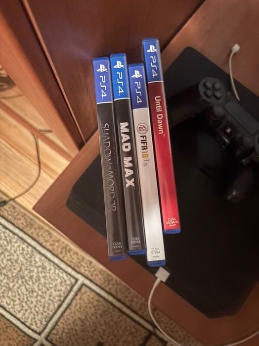 Ps4 500 gb ………….