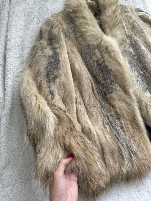 Ново палто с естествен косъм от койот