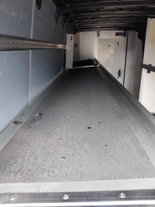 Алуминиеви рафтове