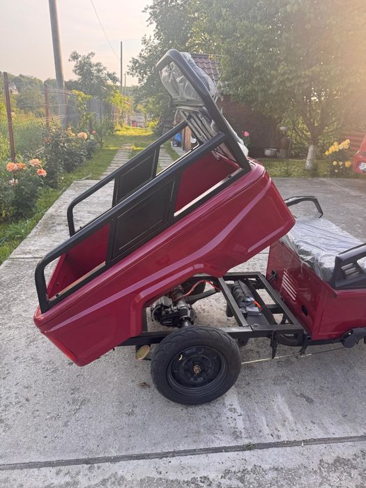 Moped electric nou