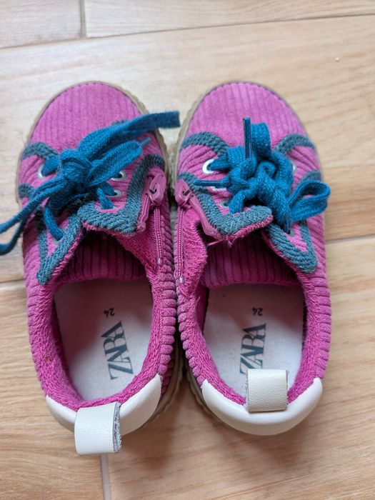 Детски сандали Adidas и Crocs и кецове Zara