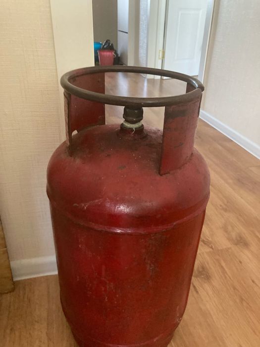Продам газовый баллон наполненный