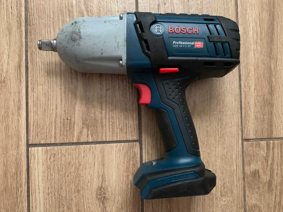 Pisrol impact BOSCH GDS 18V-LI HT_cuplu 650 Nm_Made in USA_impecabil