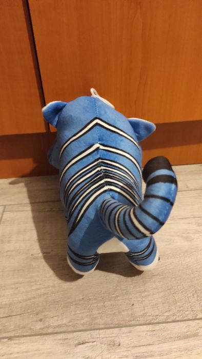 Jucarie de plus noua Derpy pisica/ tigru K-Pop Demon Hunters Huntrix