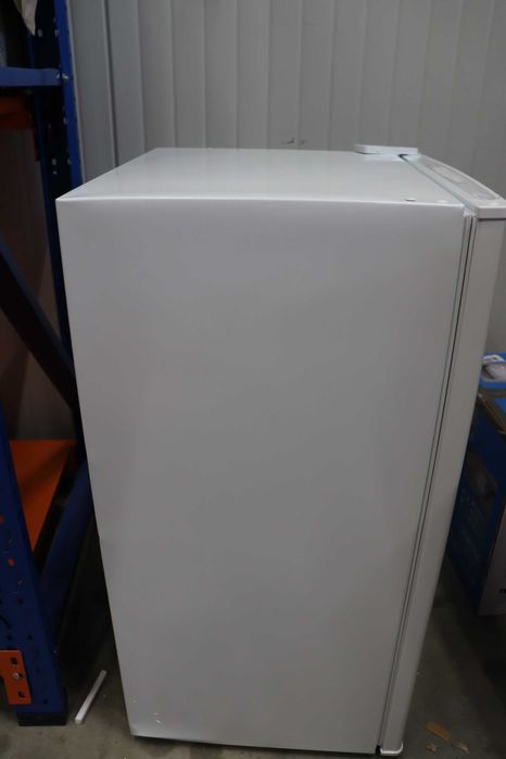 Хладилник Comfee RCD93WH2(E) 93L 86см Лек транспортен дефект