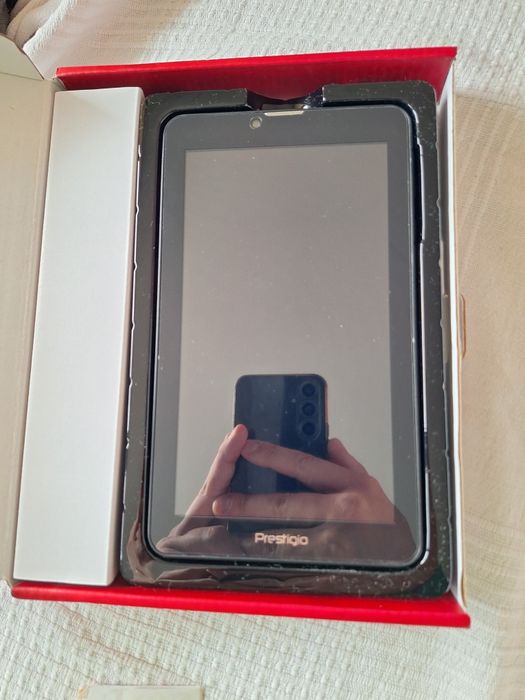 Таблет Prestigio wize 3437 4g