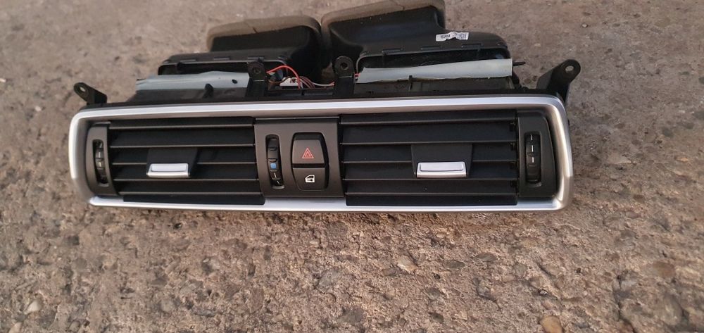 Grila de Aer Bord Centru BMW F07 GT Europa