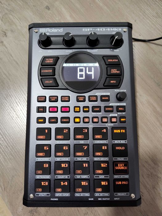 Vand Sampler - Roland SP-404MKII