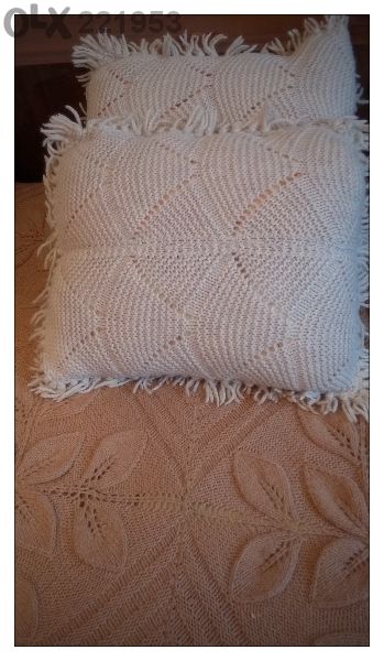 Плетена вълнена покривка за спалня в комплект с 2 възглавници
