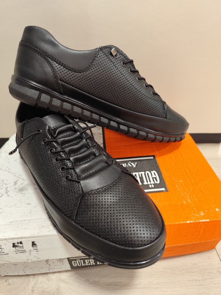 Pantofi Casual Nr 42.5