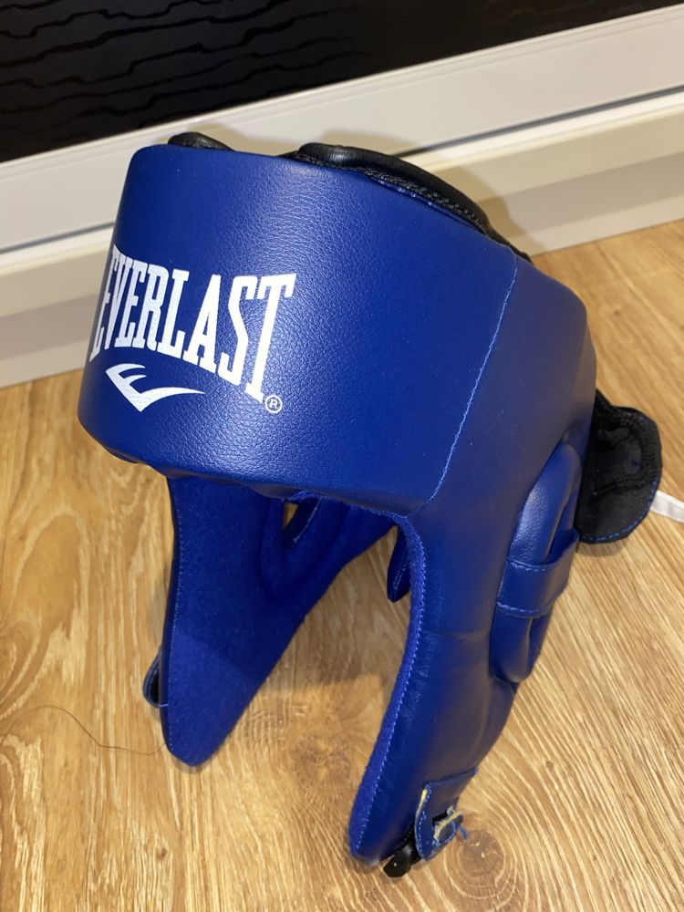 Шлем боксерский EVERLAST