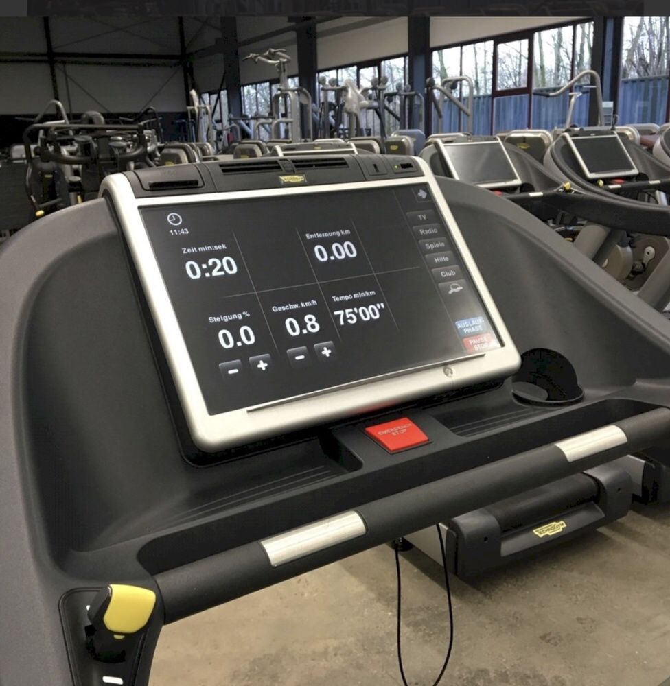 Banda alergare profesionala technogym