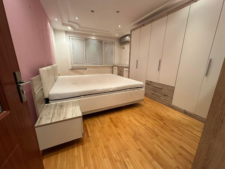 Тристаен апартамент под наем в ж.к. Люлин 3, 2215035