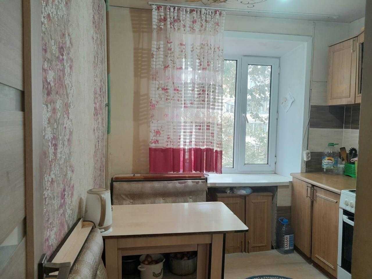 -Продам 3 комн в Соц городе. СРЕДНИЙ ЭТАЖ! Не угловая!