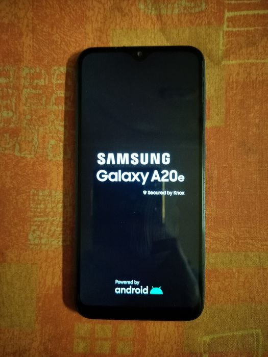 Samsung    a20  e
