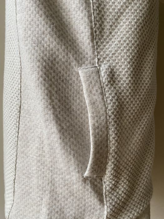 Грейка с качулка Volkom, с етикет