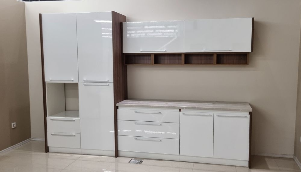 Mobila de bucatarie noua 3.22 ml