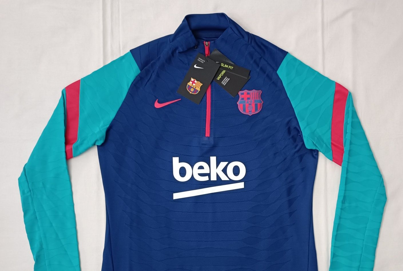 Nike FC Barcelona VaporKnit Strike Top оригинално горнище M Найк