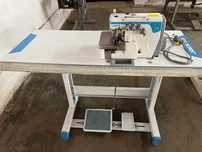 Masina de surfilat cu 2 ace si 4 fire Jack E4