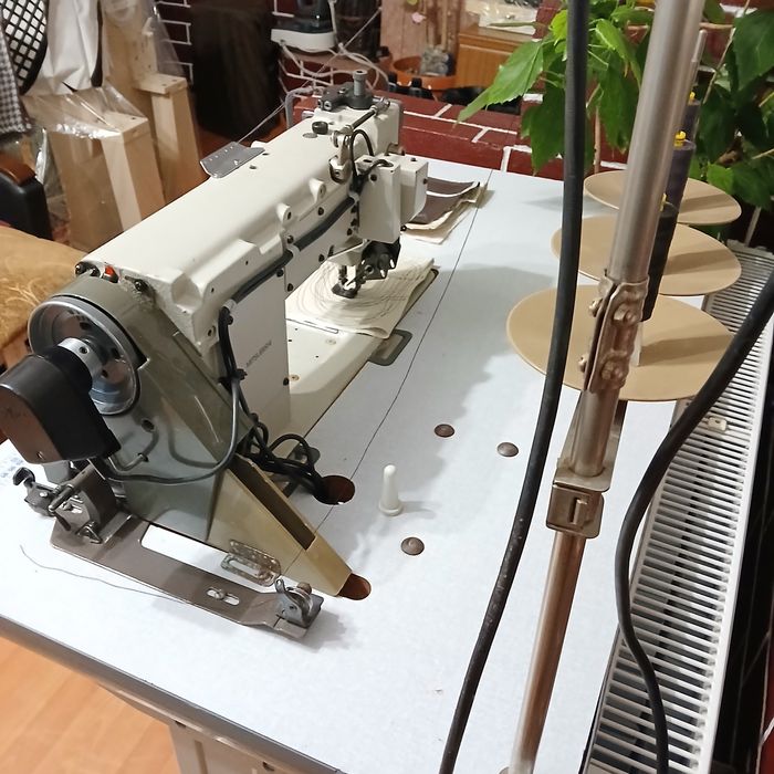 Masina de cusut cu 2 ace MITSUBISHI pentru gros ,stofa ,piele etc.