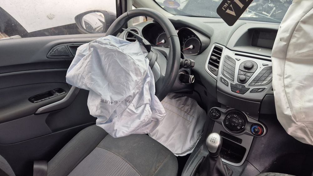 Dezmembram Ford Fiesta 2010 1.25 STJB Manual