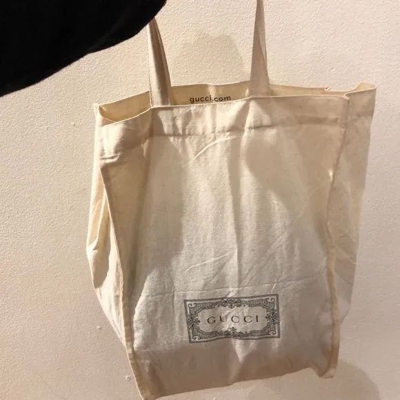 Sacosa Gucci punga plasa noua originala