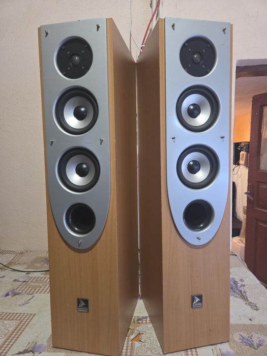 Vând set boxe podea