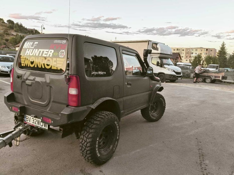 Suzuki jimny off road
