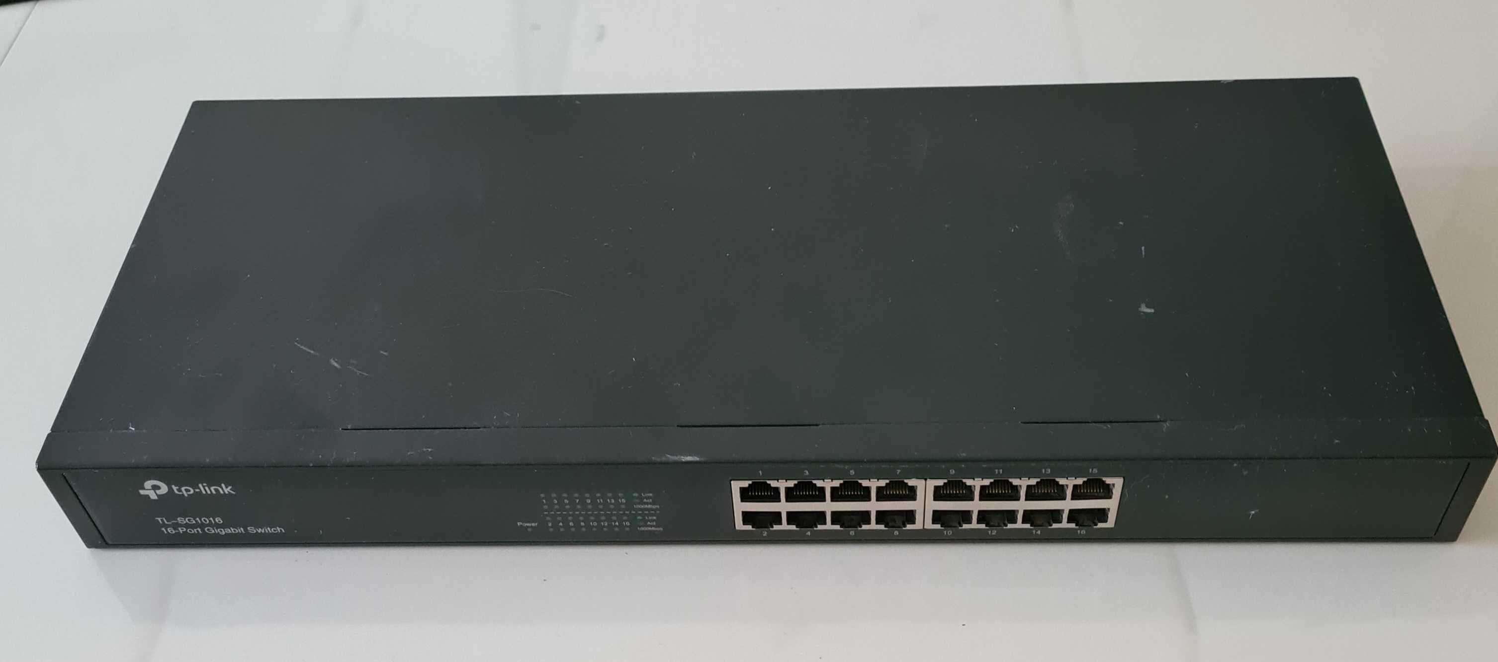 Коммутатор TP-Link TL-SG1016