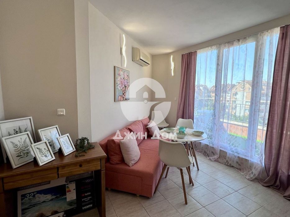 Продава се Двустаен апартамент в к.к. Слънчев бряг - 45 кв.м за 1323 €/кв.м - Снимка #2