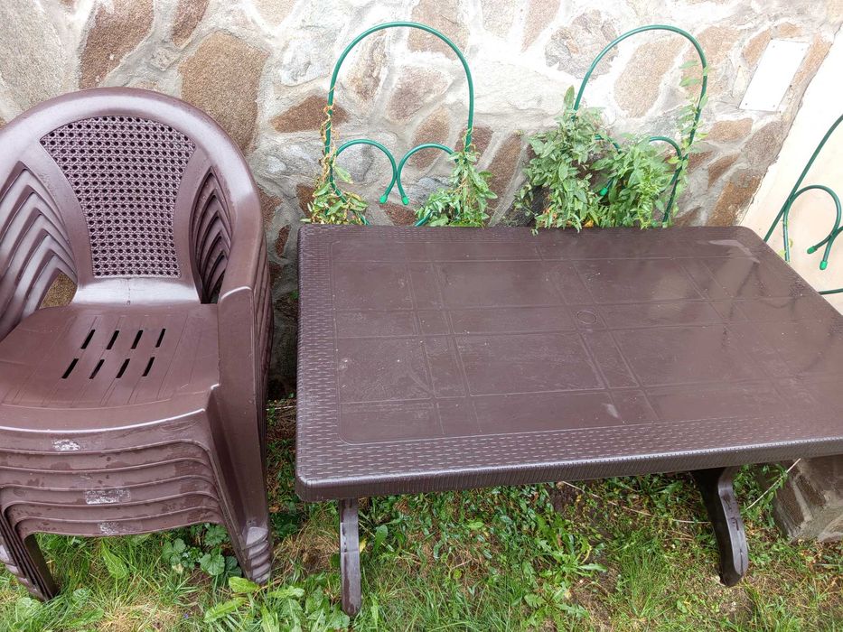 Комплект градинка маса с 6 стола