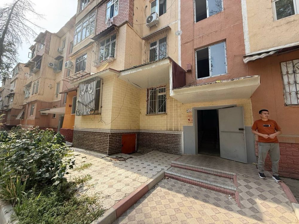 х Чиланзар 19 квартал 3/1/4 Орт.Баталион,101 школа,Продается