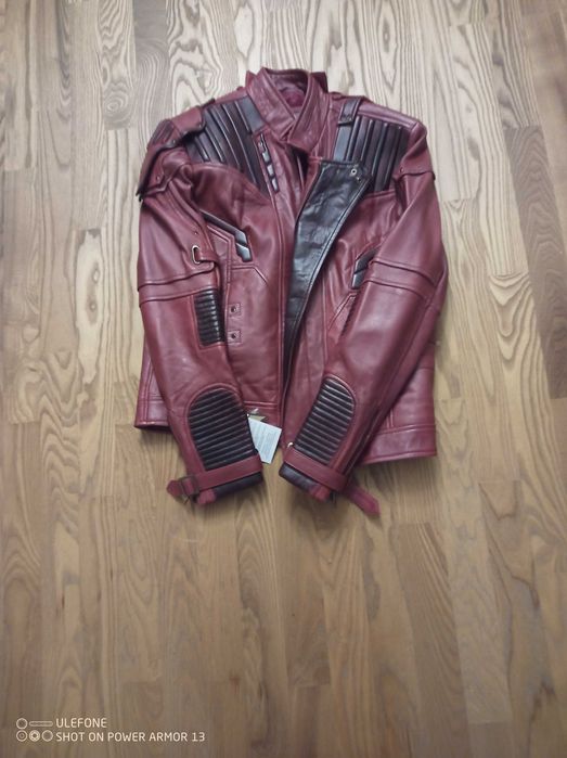 Продавам кожено яке